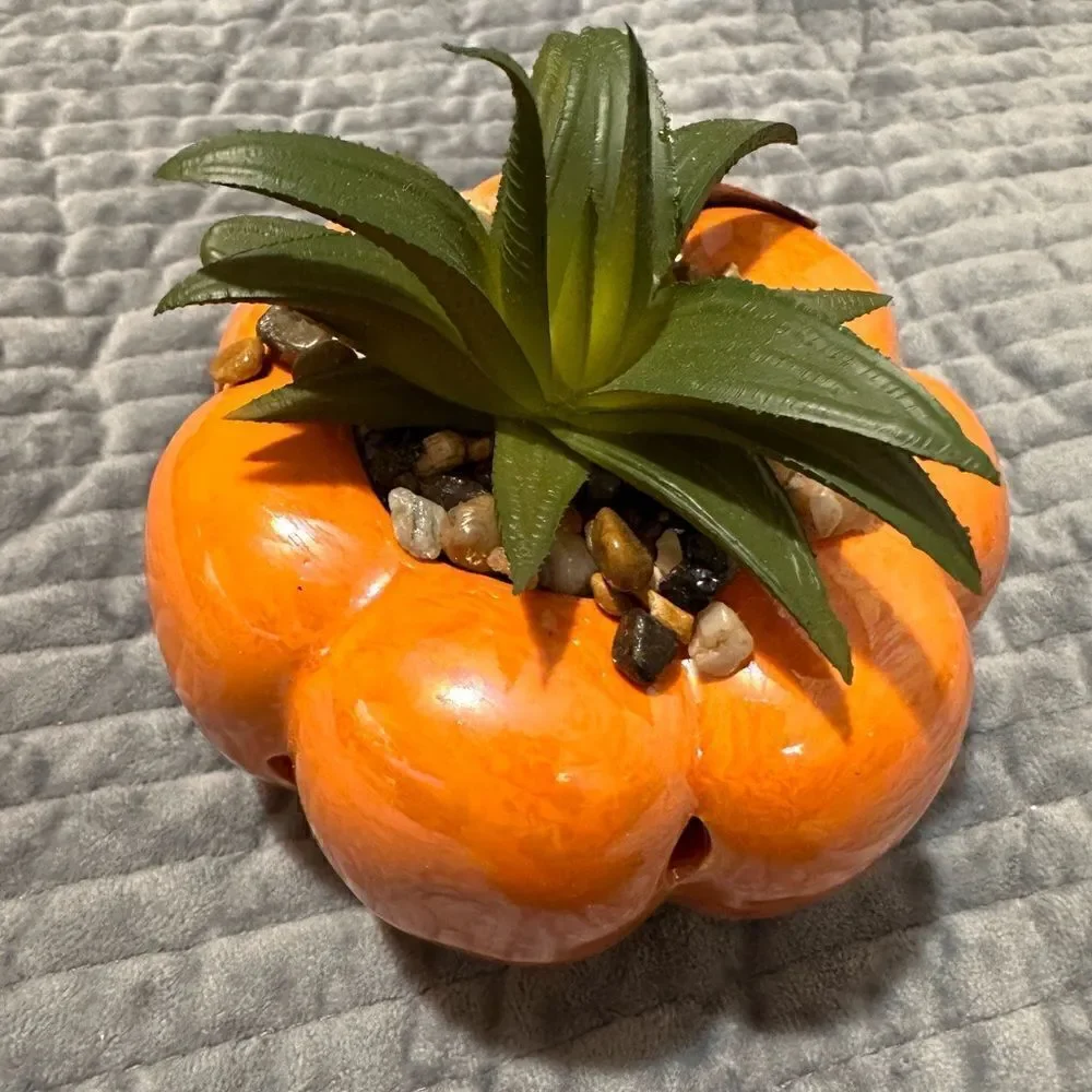Home decor, hand Painted cinnamon, pumpkin scented acent.